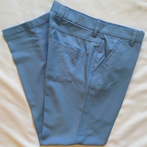 32/32 Izod Golf Pants - Picture 2 of 3
